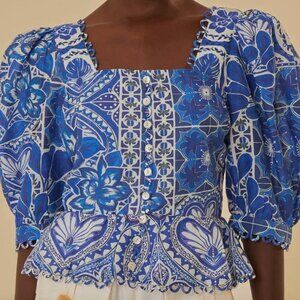 Farm Rio Blue Tile Dream Short Sleeve Blouse Size: Large